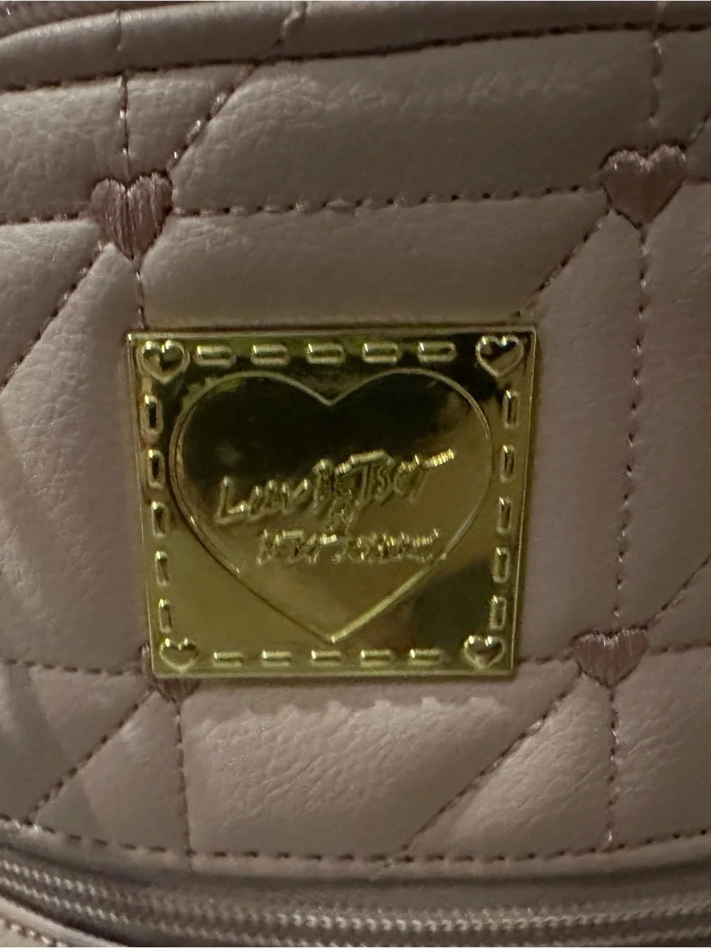 Betsey Johnson luv Johnson heart tote handbag